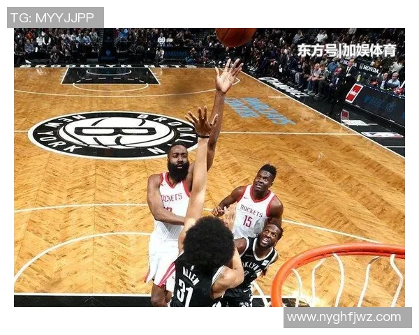 2017年热火与火箭精彩对决回顾CCTV全程直播精彩瞬间分析